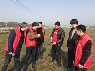 【一改兩為系列報道9】太湖縣農(nóng)技人員奏響志愿服務&ldquo;春耕曲&rdquo;